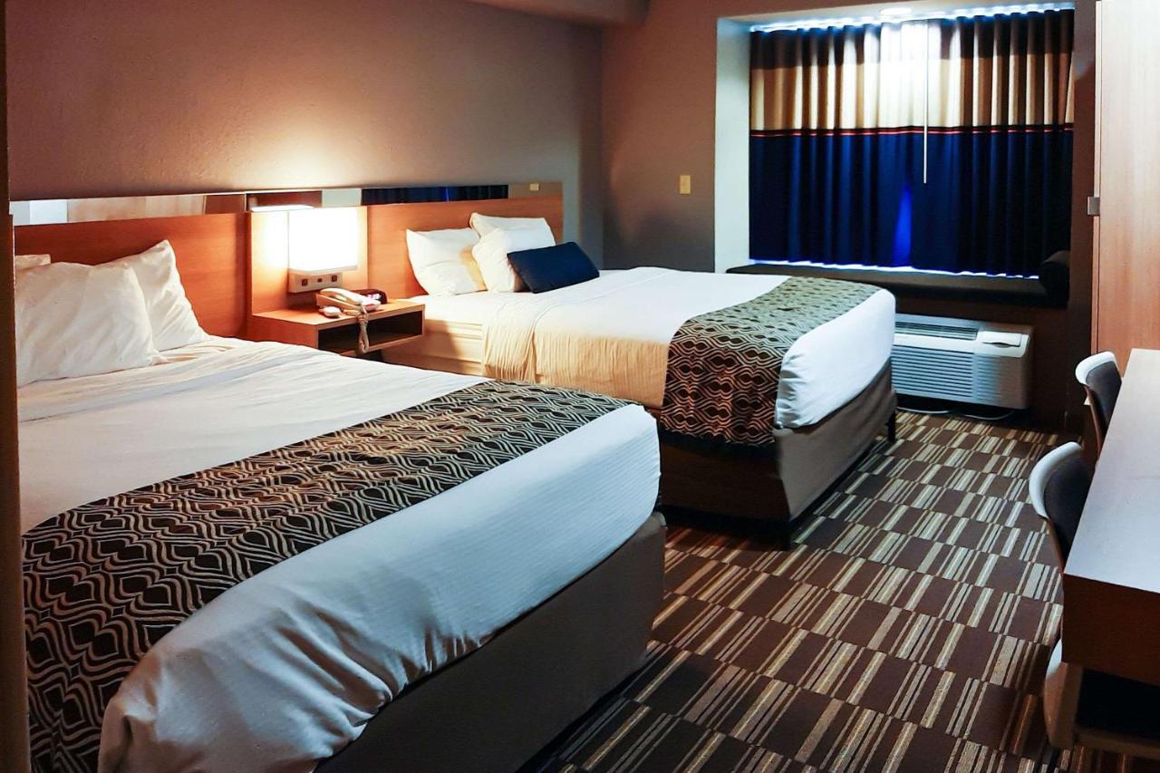 Starkville Inn & Suites Экстерьер фото